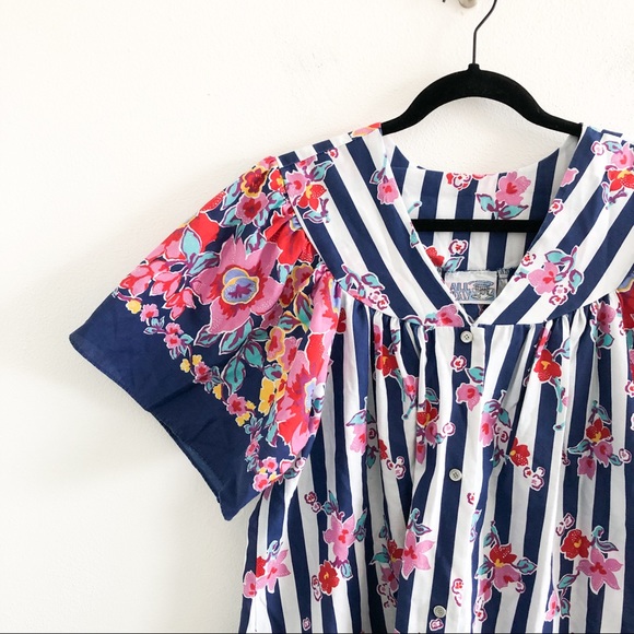 VINTAGE striped floral snap front mumu dress - Picture 2 of 8